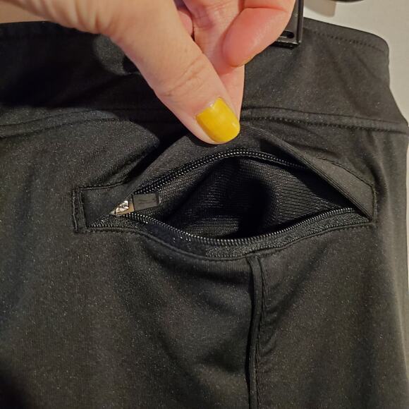 Slazenger Active Women's XL Embroidered Black Zip Pocket Golf Activewear Skort - Picture 4 of 8